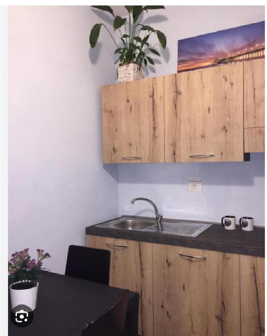 Mono Dd Checkin A Richiesta Apartment Parma Ngoại thất bức ảnh